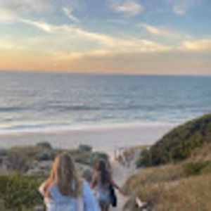 Meet your Posher, Lana